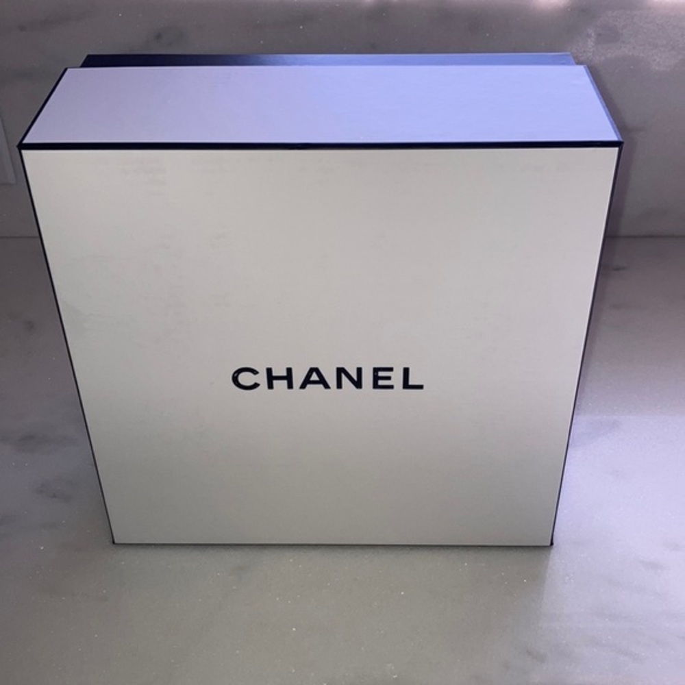 Chanel Gift Box